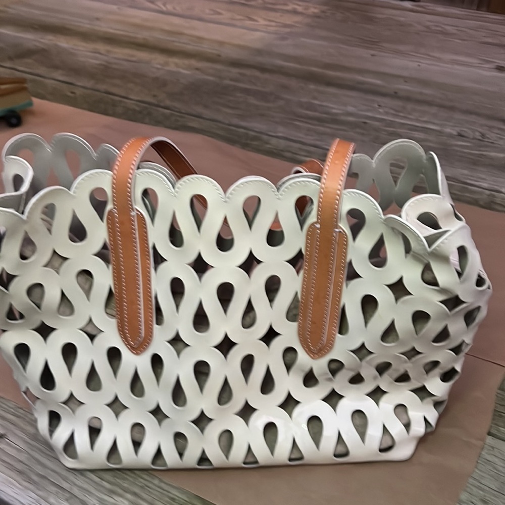 Sondra Roberts tote